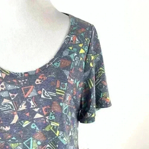 Lularoe Classic T top sz M 10-12 retro 80’s 90’s - Picture 2 of 9